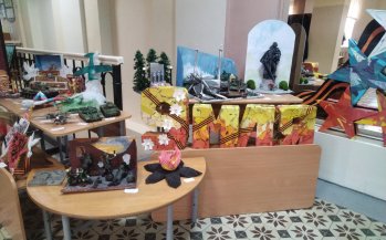 Весенняя  выставка   декоративно-прикладного творчества.