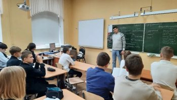 Встреча школьников с представителем полиции в рамках акции "Чистое поколение-2025"