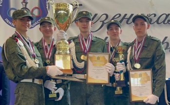 Наши парни-победители областного этапа Спартакиады допризывной молодёжи.